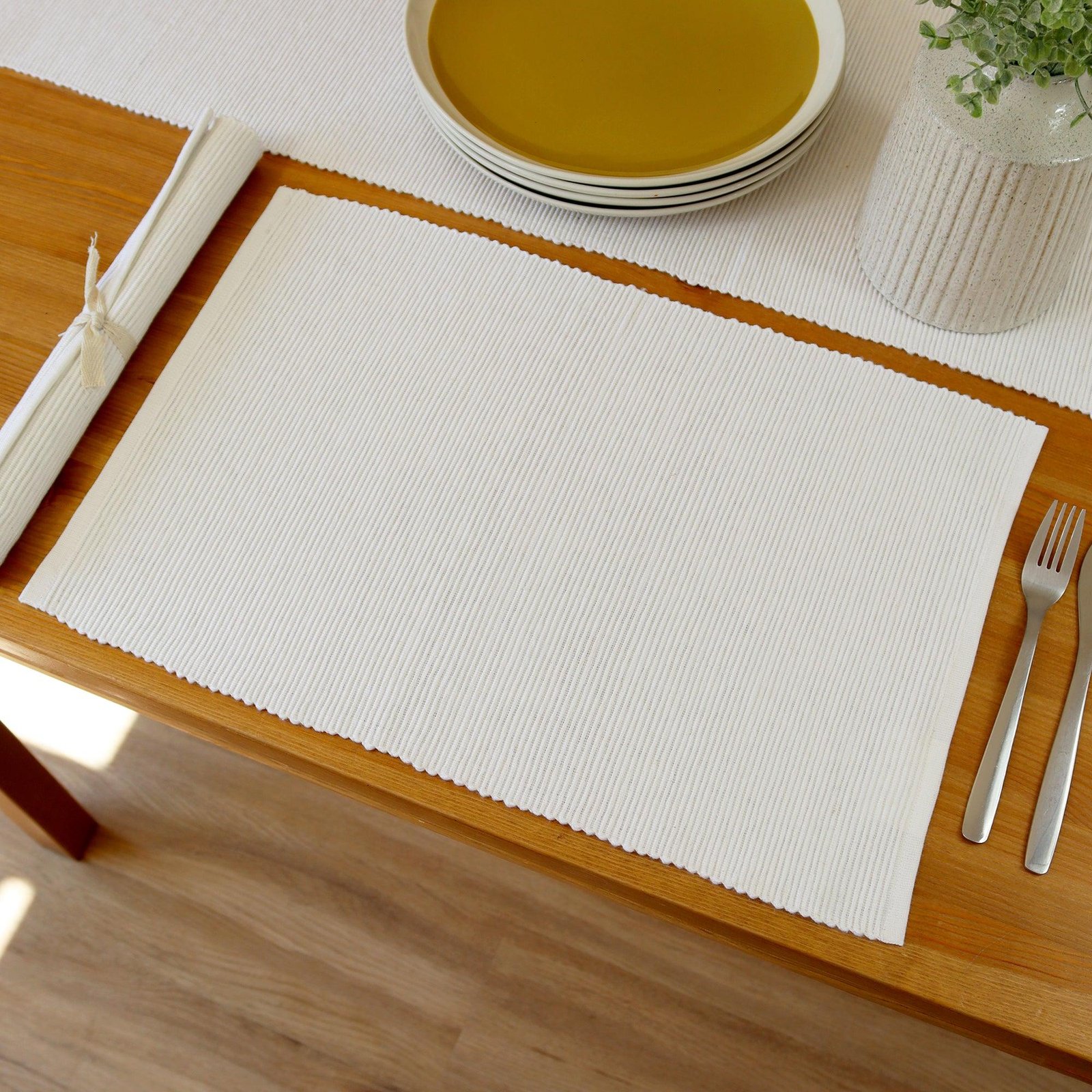 Natural White Ribbed Cotton Placemat
